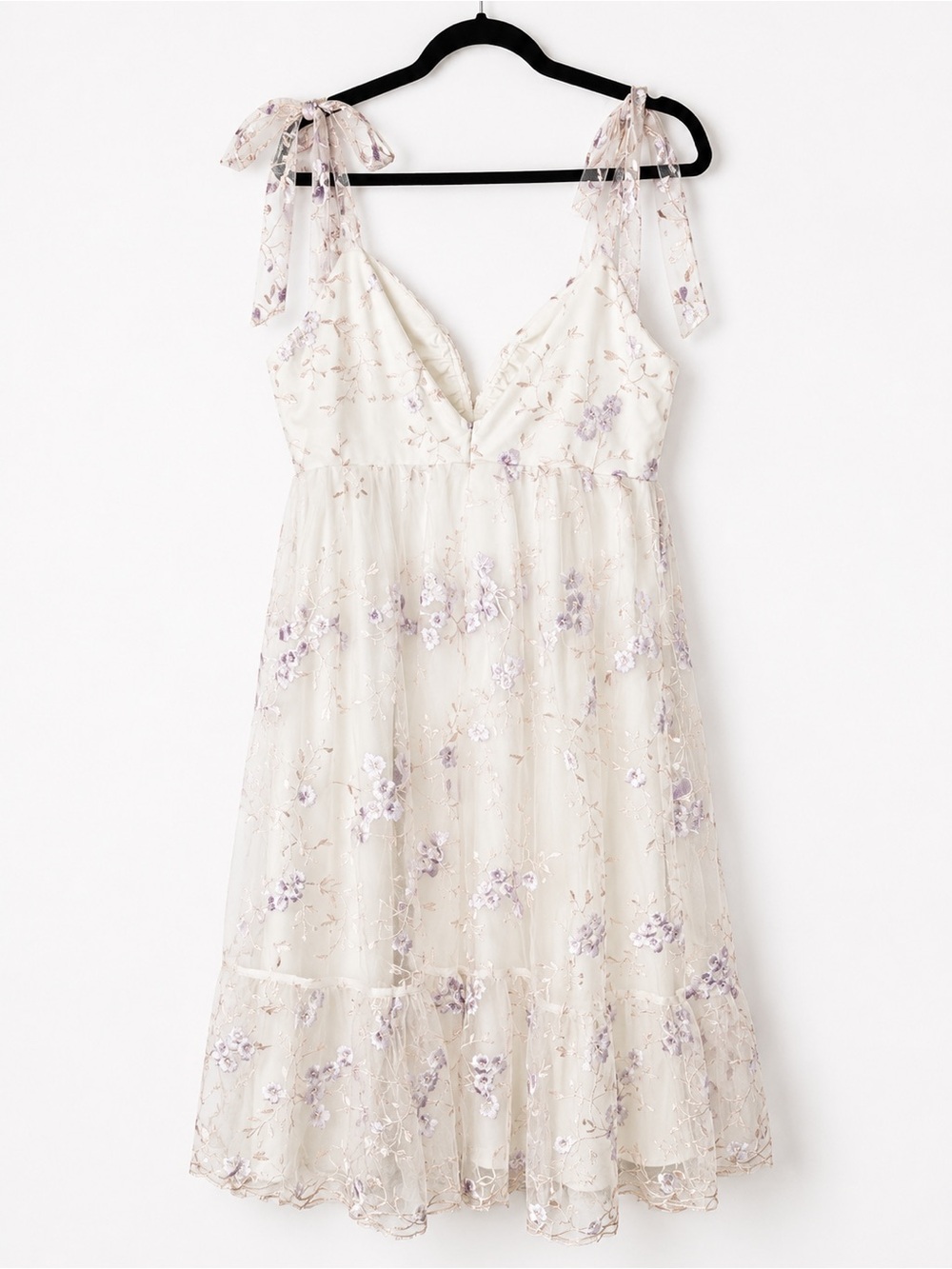 Lulus 🌸 Distinctly Sweet White Floral Embroidered | Bridgerton-Vibes - Picture 6 of 15